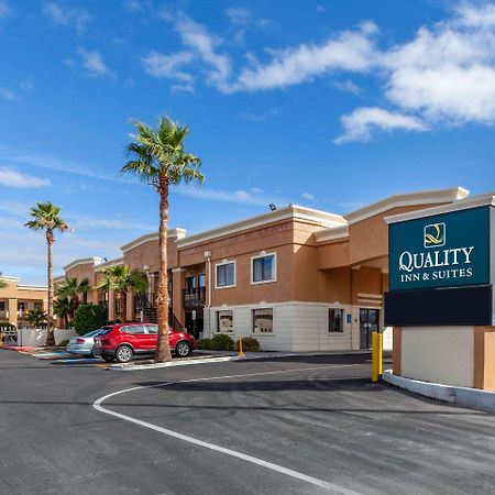 Quality Inn & Suites Near Downtown Mesa Exterior foto